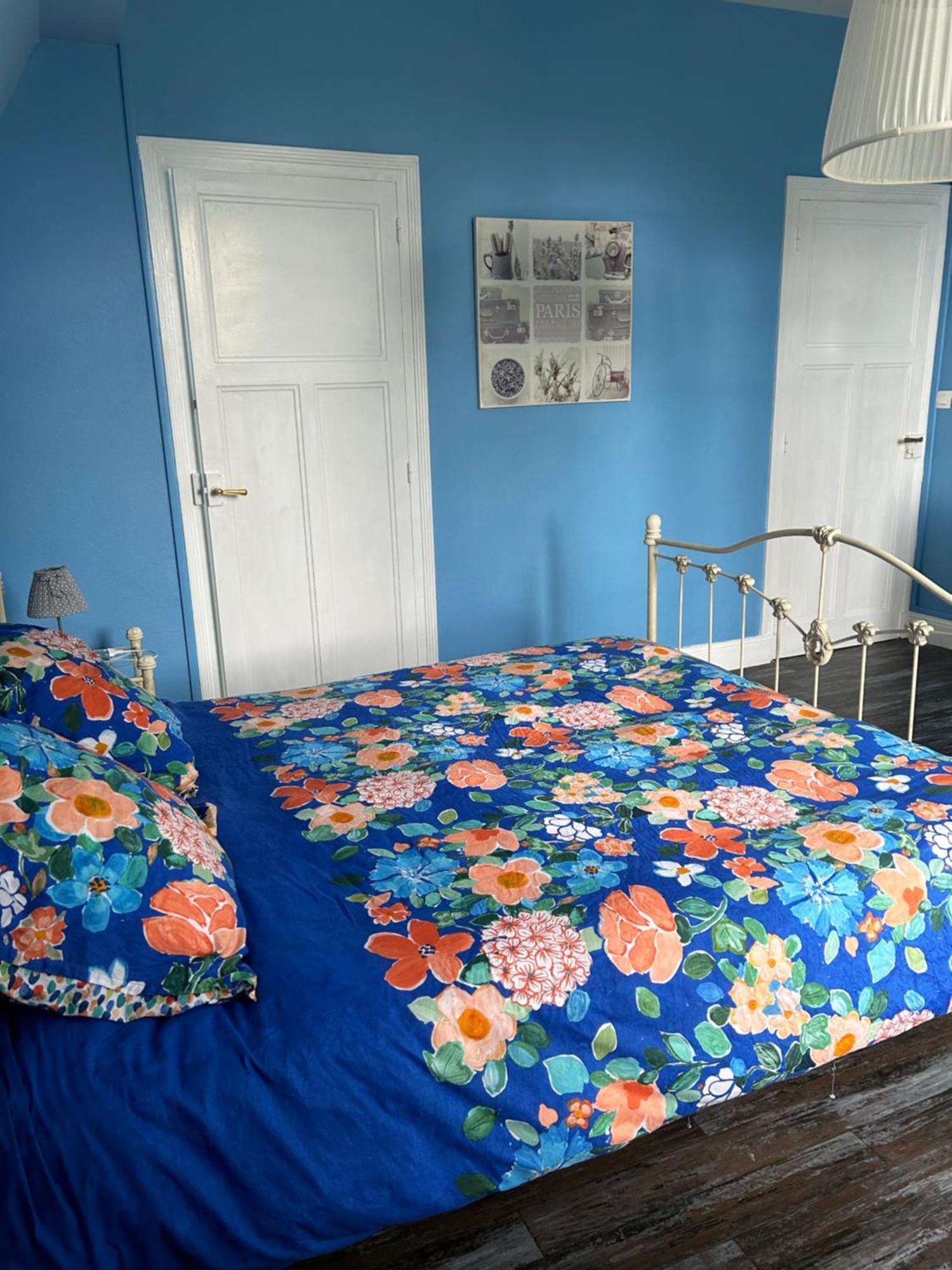 Holiday Home Villa Castel Marie Louise Neris les Bains Bagian luar foto