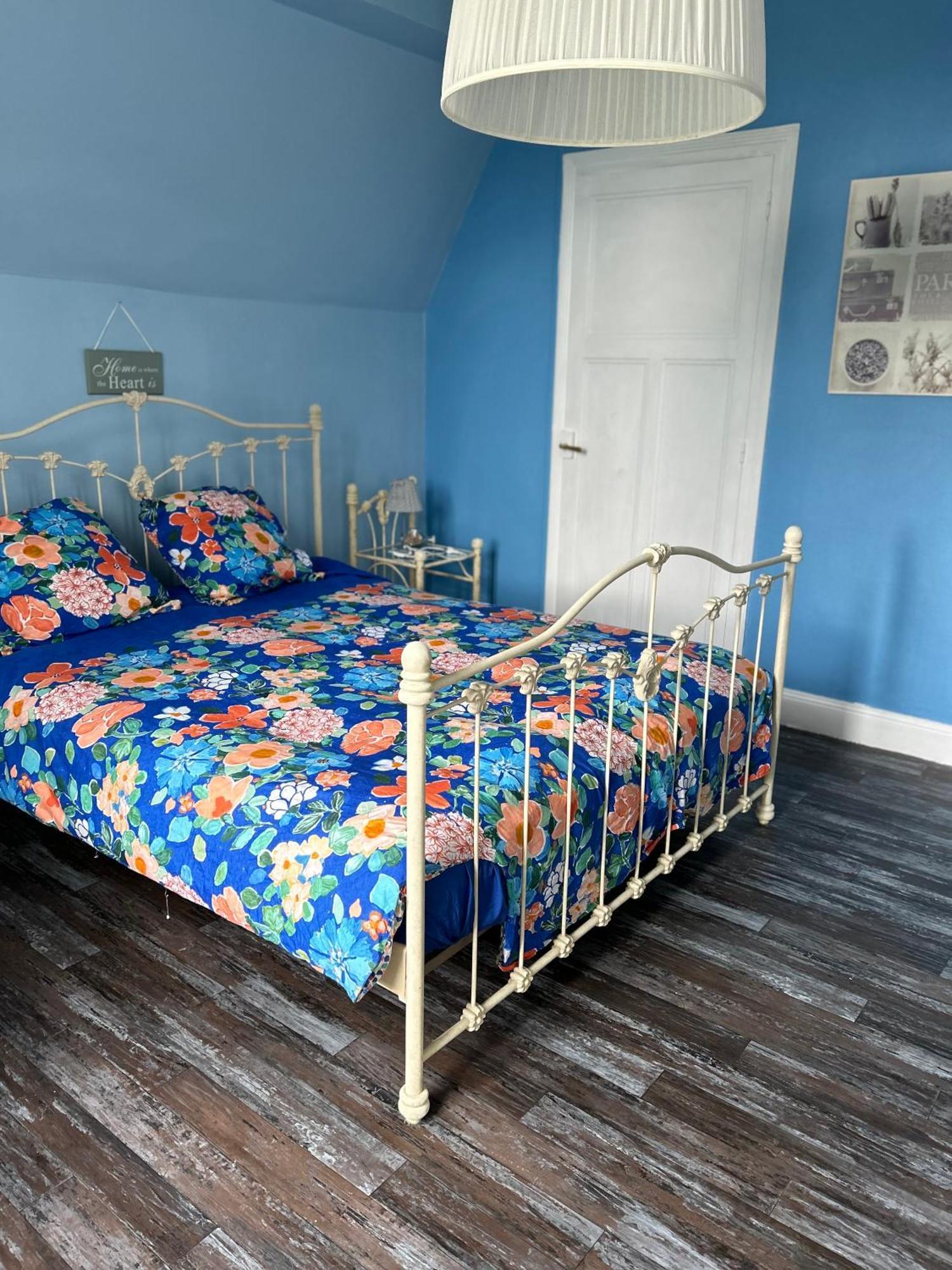 Holiday Home Villa Castel Marie Louise Neris les Bains Bagian luar foto