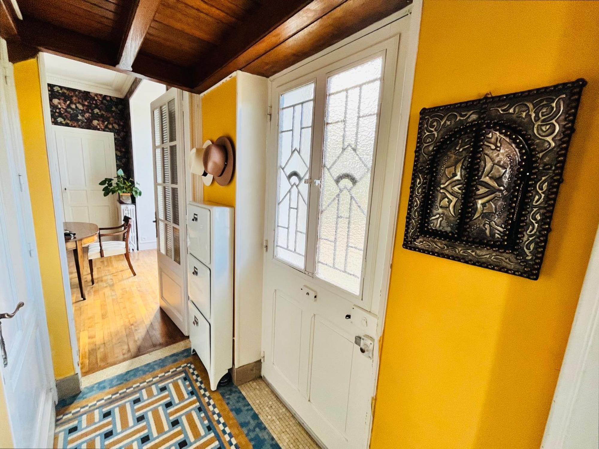 Holiday Home Villa Castel Marie Louise Neris les Bains Bagian luar foto